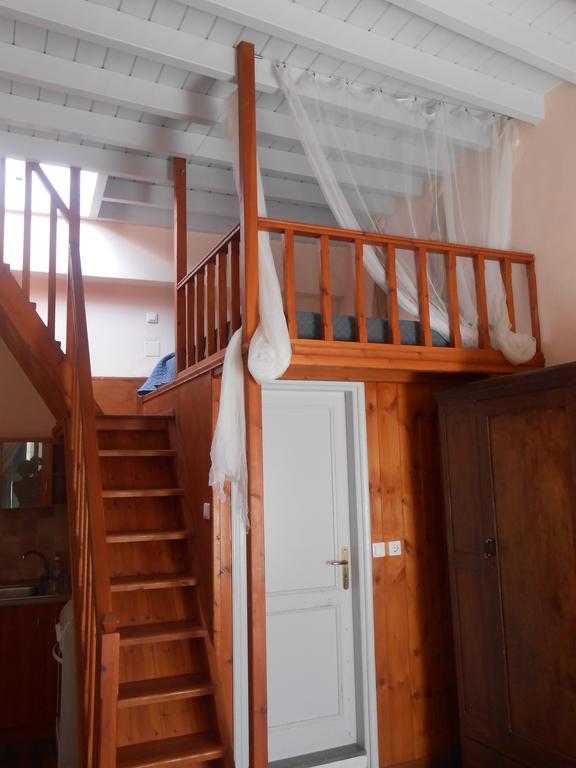 Sokratis Apartments ซีมี ภายนอก รูปภาพ